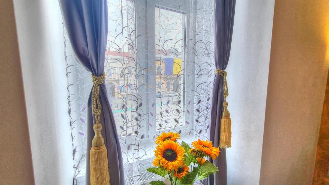 Апартаменты Royal Mansion In Unirii Square Клуж-Напока Экстерьер фото