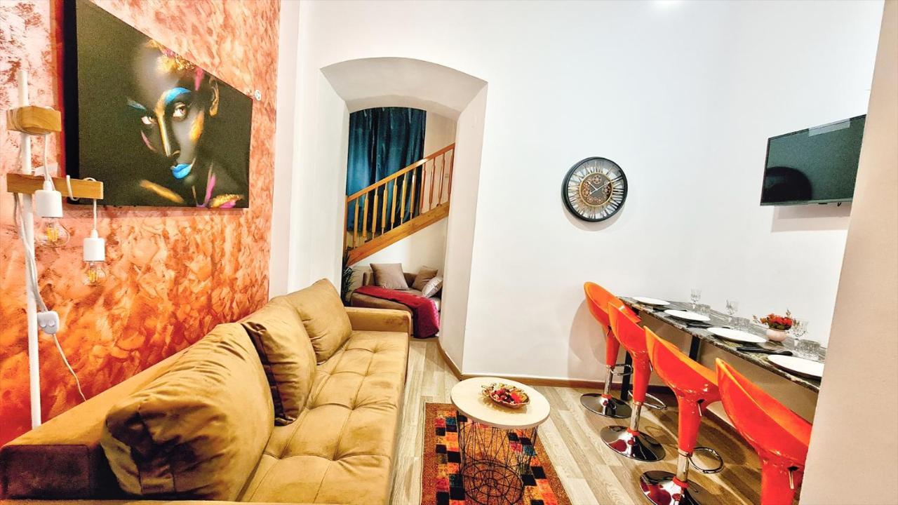 Апартаменты Royal Mansion In Unirii Square Клуж-Напока Экстерьер фото