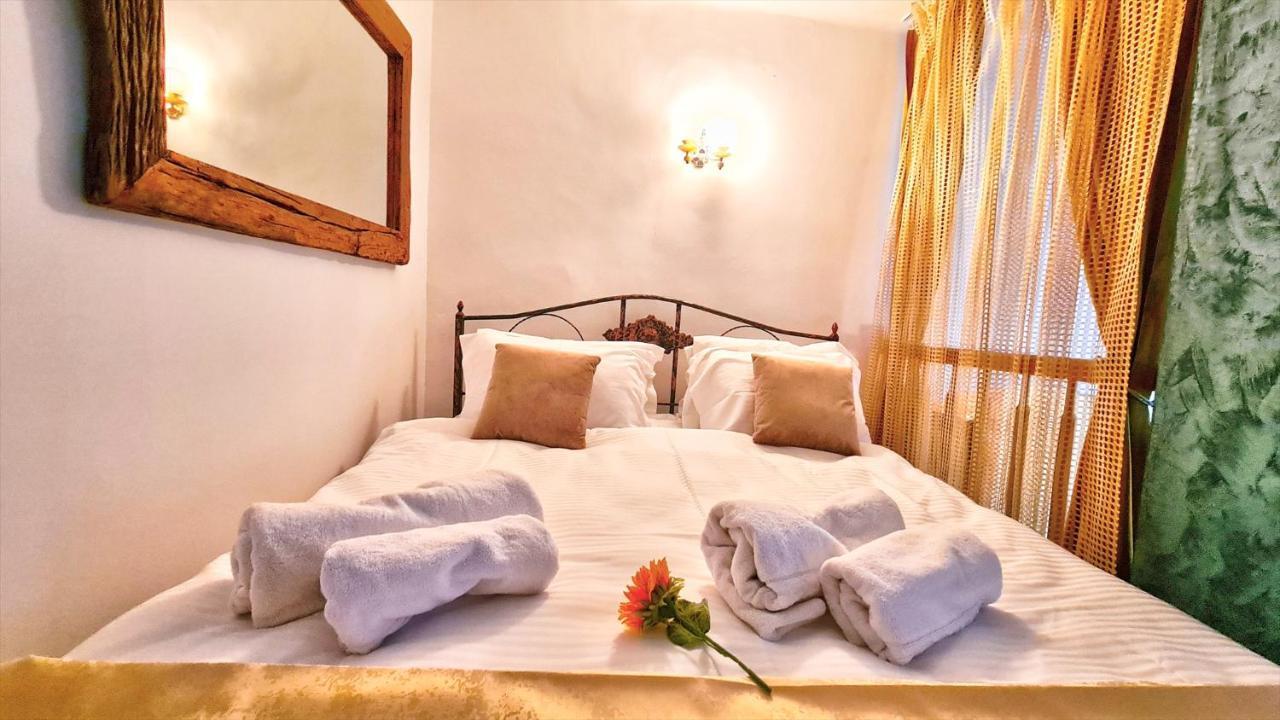 Апартаменты Royal Mansion In Unirii Square Клуж-Напока Экстерьер фото